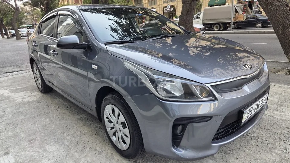 Kia Rio — foto 2/4
