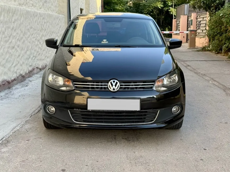 Volkswagen Polo — foto 1/4