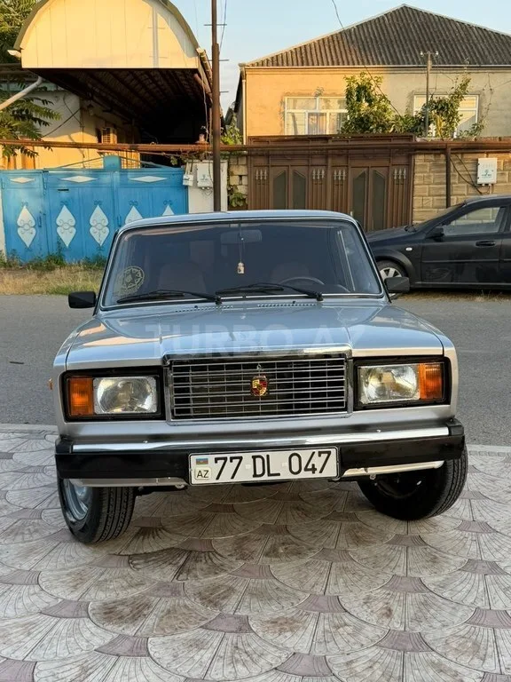 LADA (VAZ) 2107 — foto 2/4