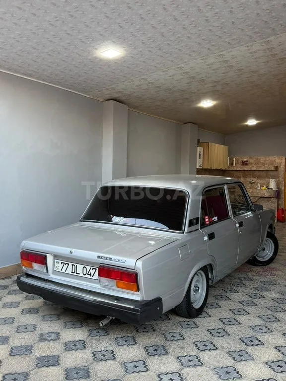 LADA (VAZ) 2107 — foto 4/4