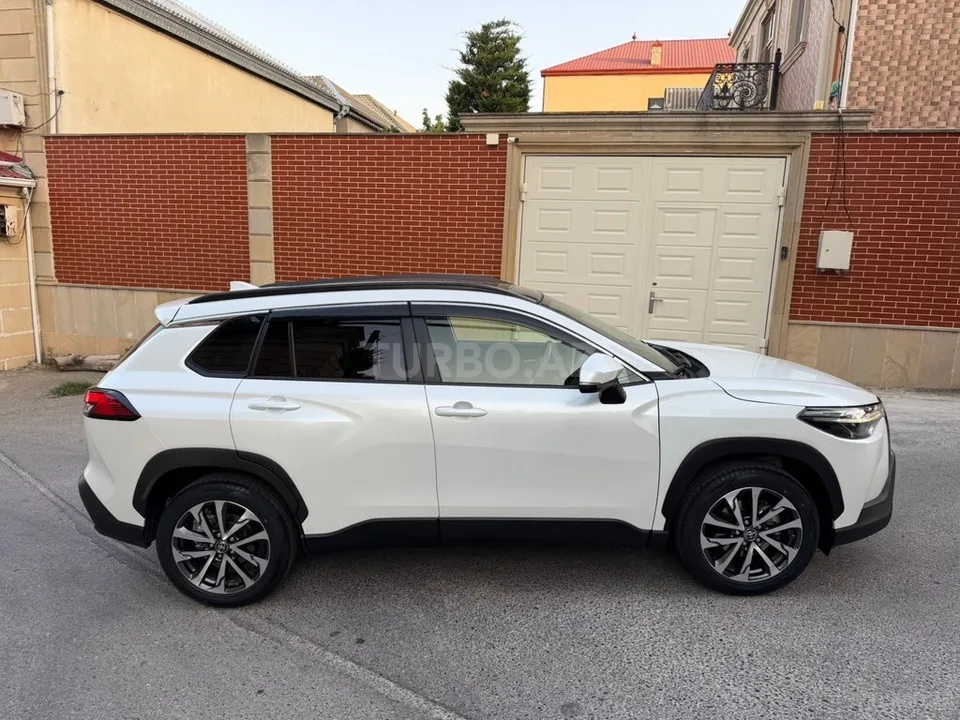 Toyota Corolla Cross — foto 3/4