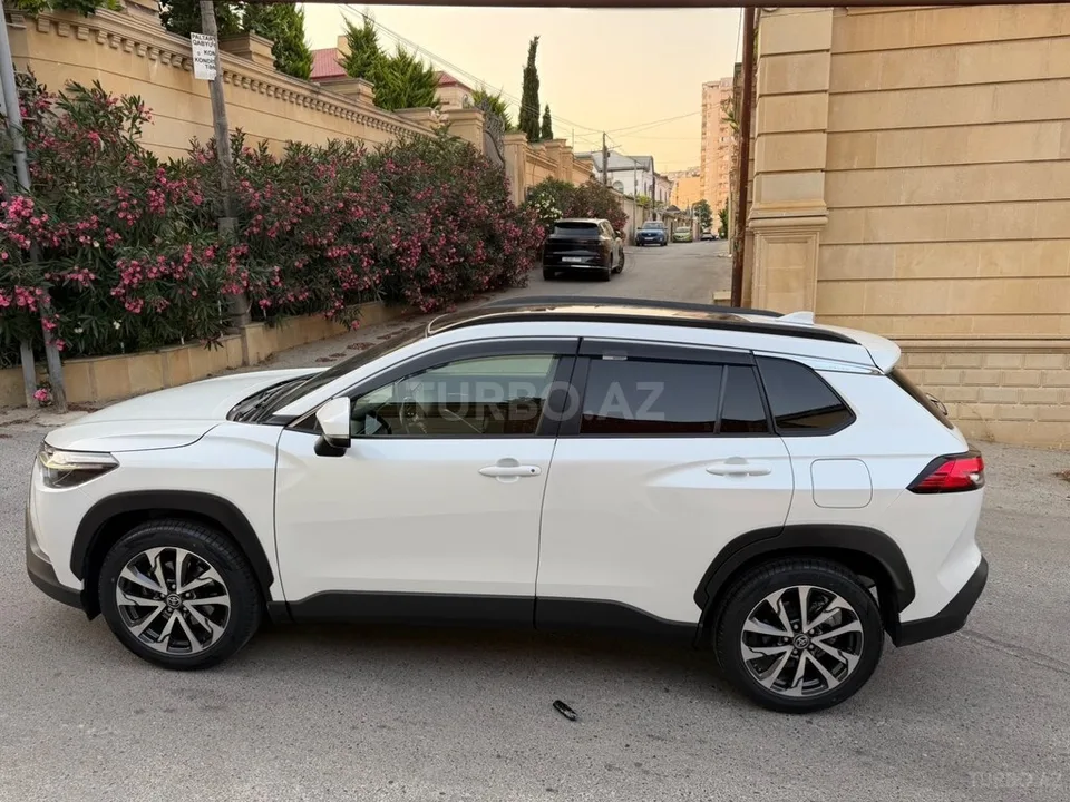 Toyota Corolla Cross — foto 4/4