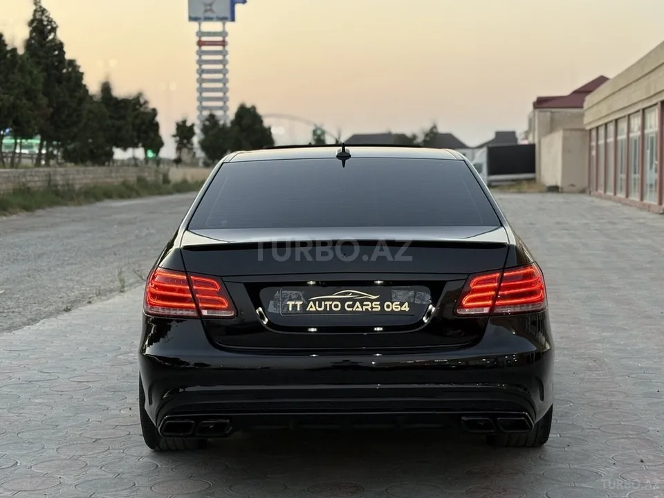 Mercedes E 250 — foto 2/4