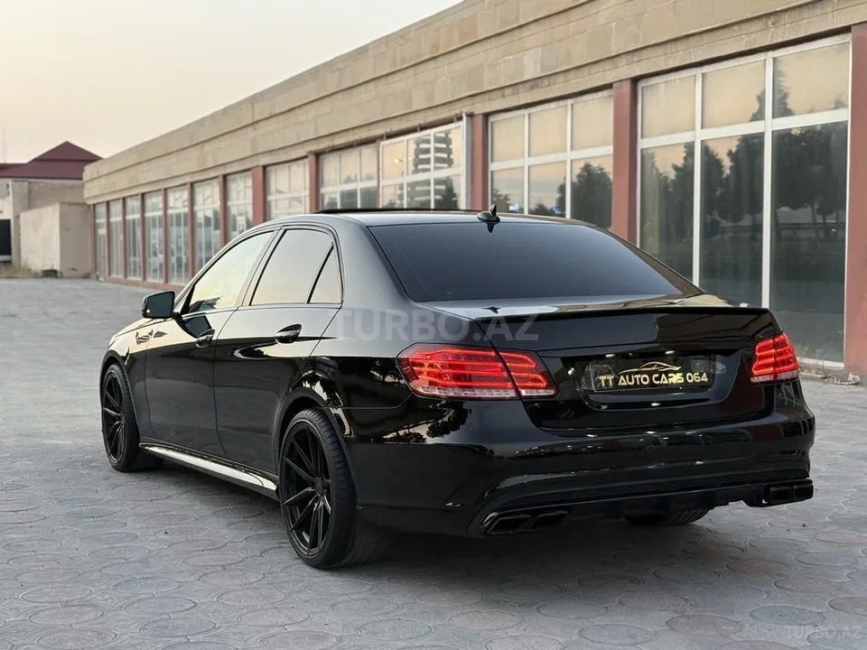 Mercedes E 250 — foto 4/4
