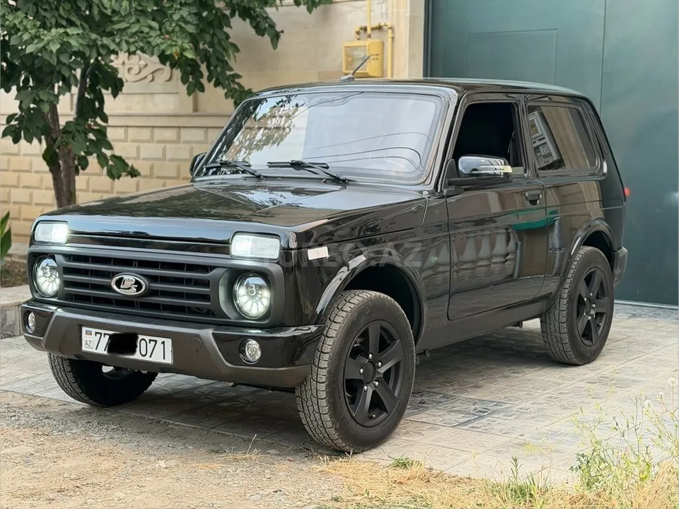 LADA (VAZ) Niva — foto 3/4