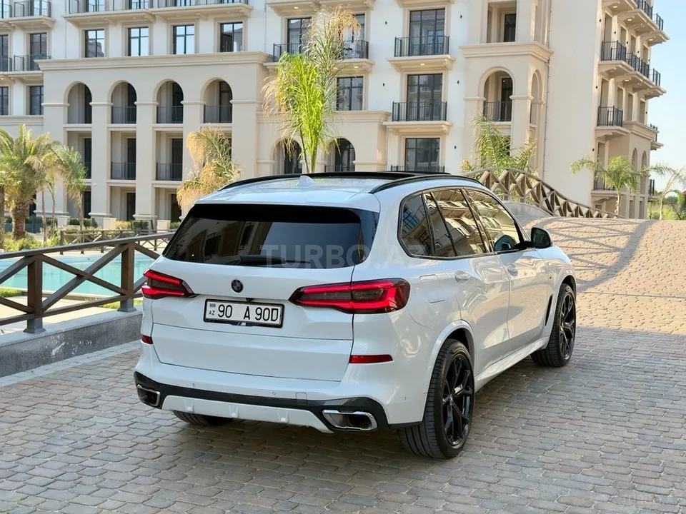 BMW X5 — foto 3/4