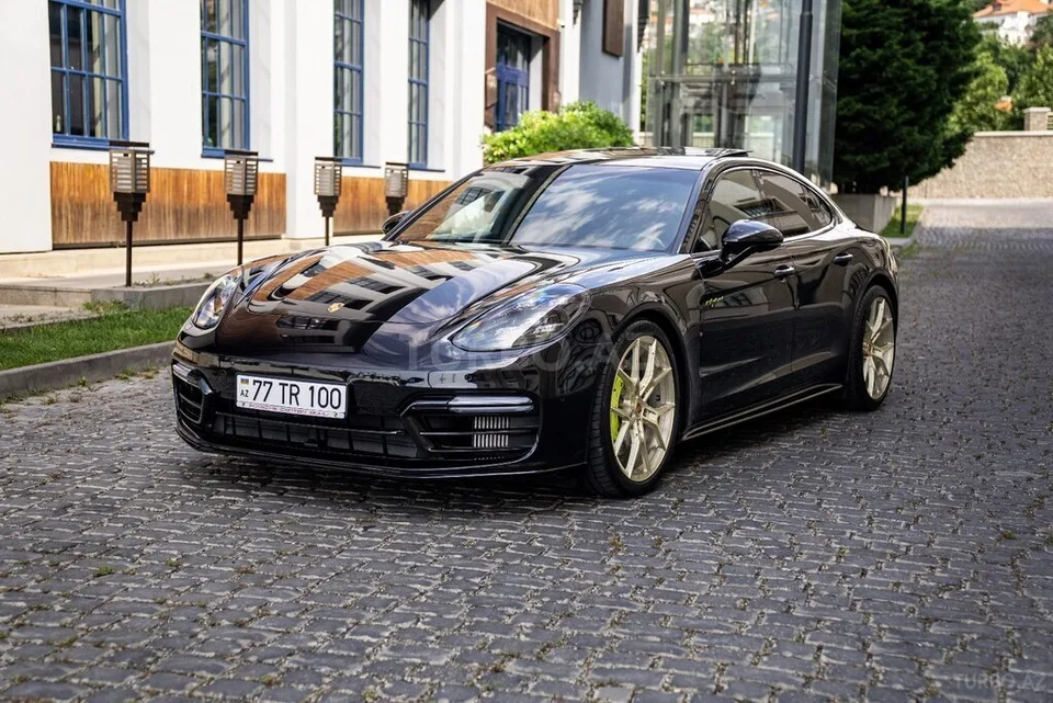 Porsche Panamera 4 E-Hybrid — foto 2/4