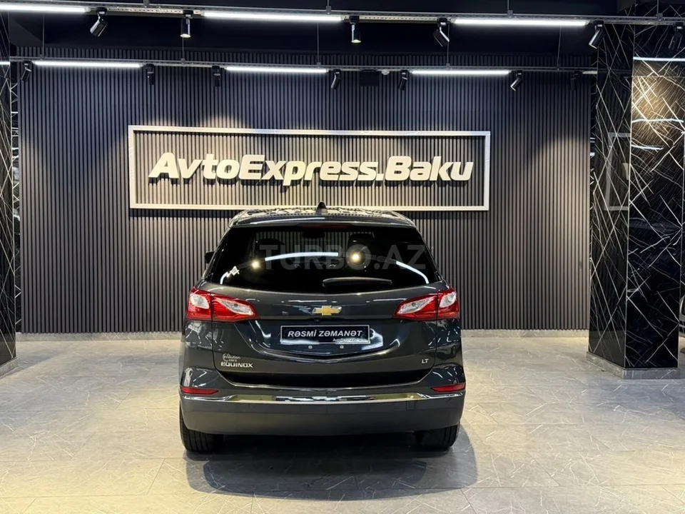 Chevrolet Equinox — foto 4/4