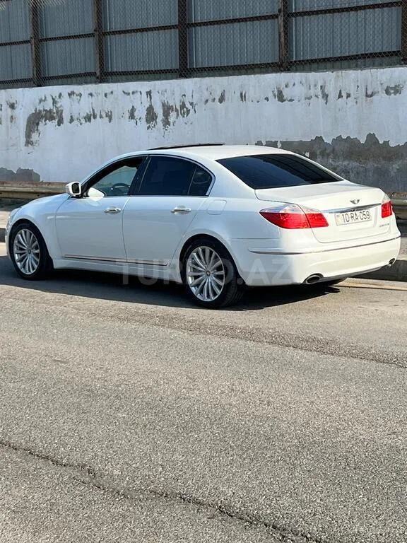 Hyundai Genesis — фото 3/4