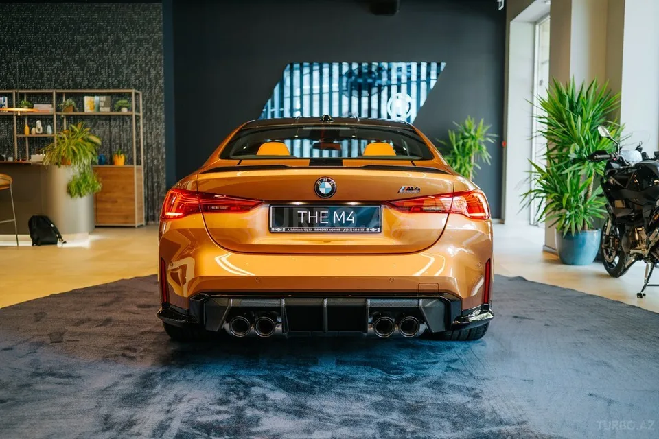 BMW M4 — foto 2/4