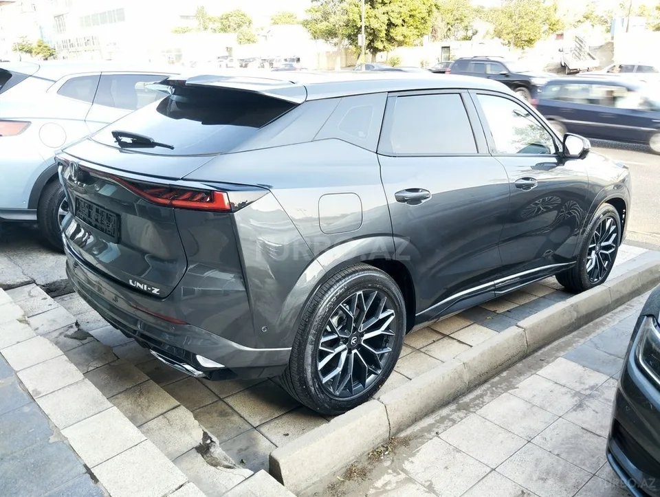 Changan Uni-Z — foto 3/4