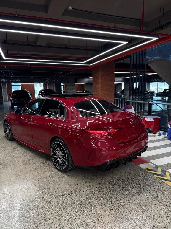 Mercedes C 300 — foto 4/4