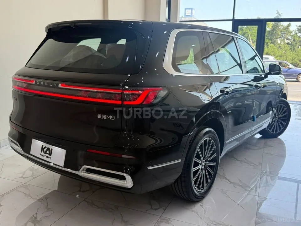 Geely Galaxy M9 — foto 2/4