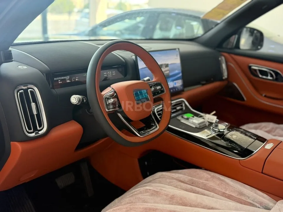 Geely Galaxy M9 — foto 4/4