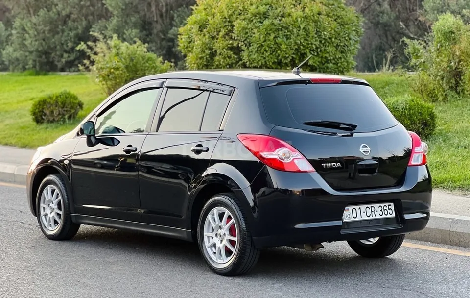 Nissan Tiida — foto 4/4