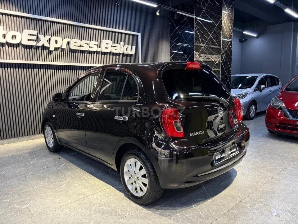 Nissan March — foto 3/4