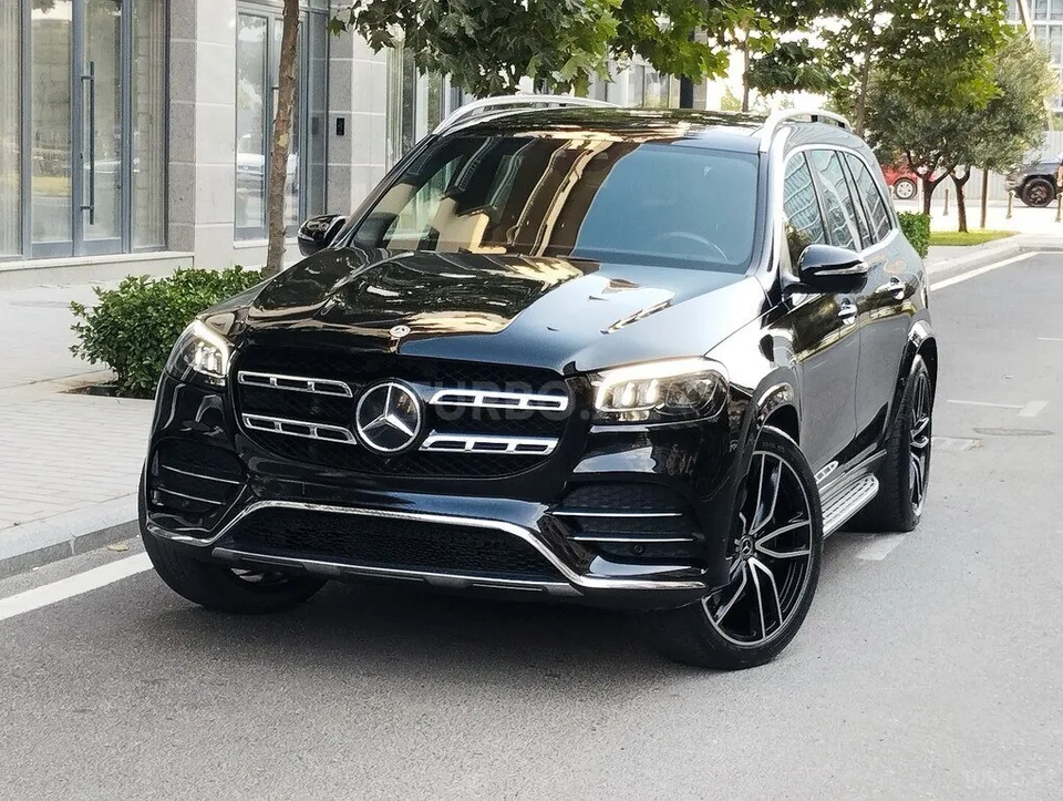 Mercedes GLS 450 4MATIC — foto 1/4
