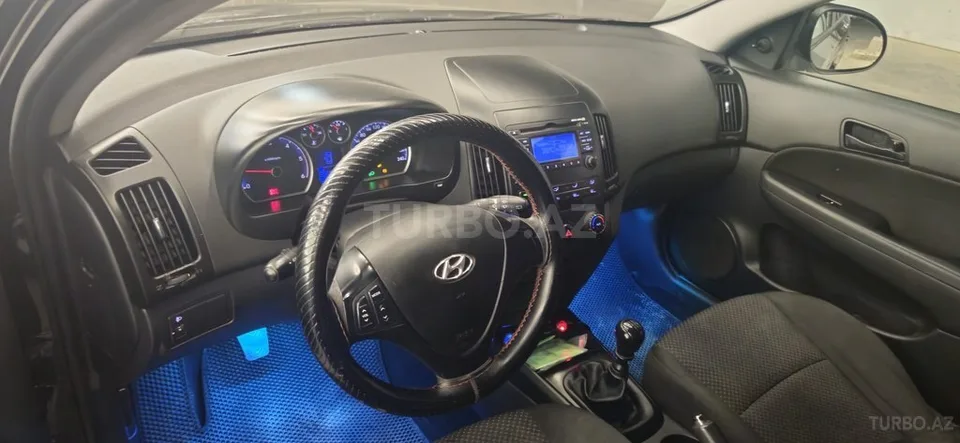 Hyundai i30 — foto 4/4