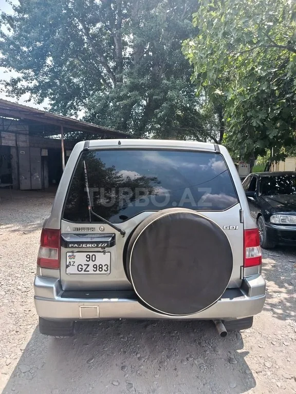 Mitsubishi Pajero io — foto 3/4