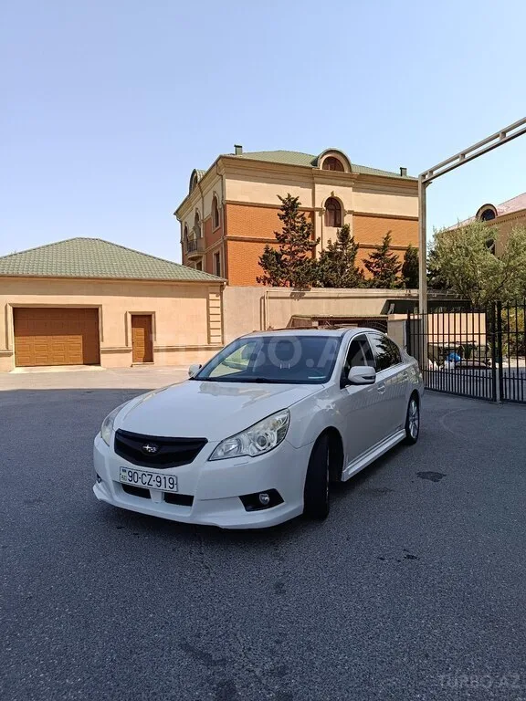 Subaru Legacy — foto 4/4