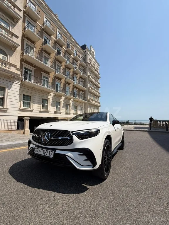 Mercedes GLC 350 e 4MATIC Coupe — foto 4/4