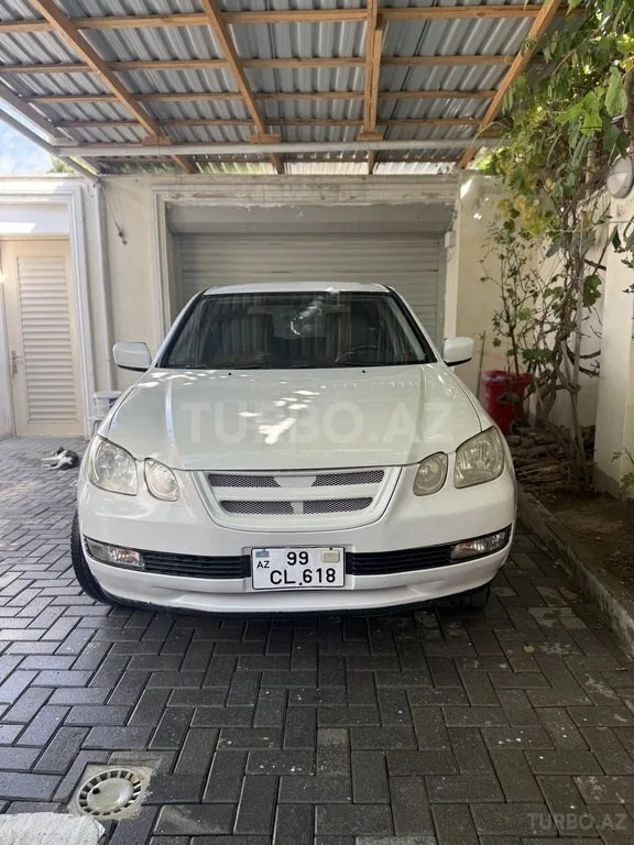 Mitsubishi Airtrek — foto 1/4