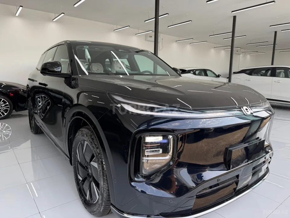 Changan Qiyuan Q07 — foto 2/4