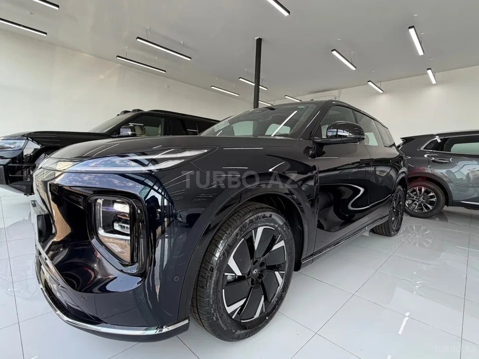 Changan Qiyuan Q07 — foto 3/4