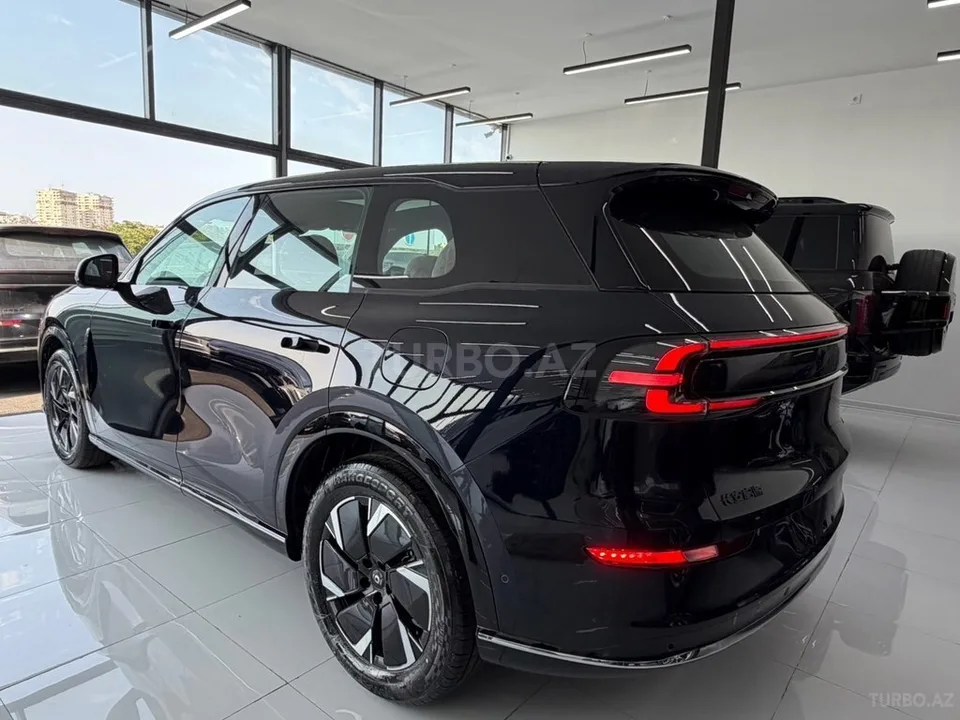 Changan Qiyuan Q07 — foto 4/4