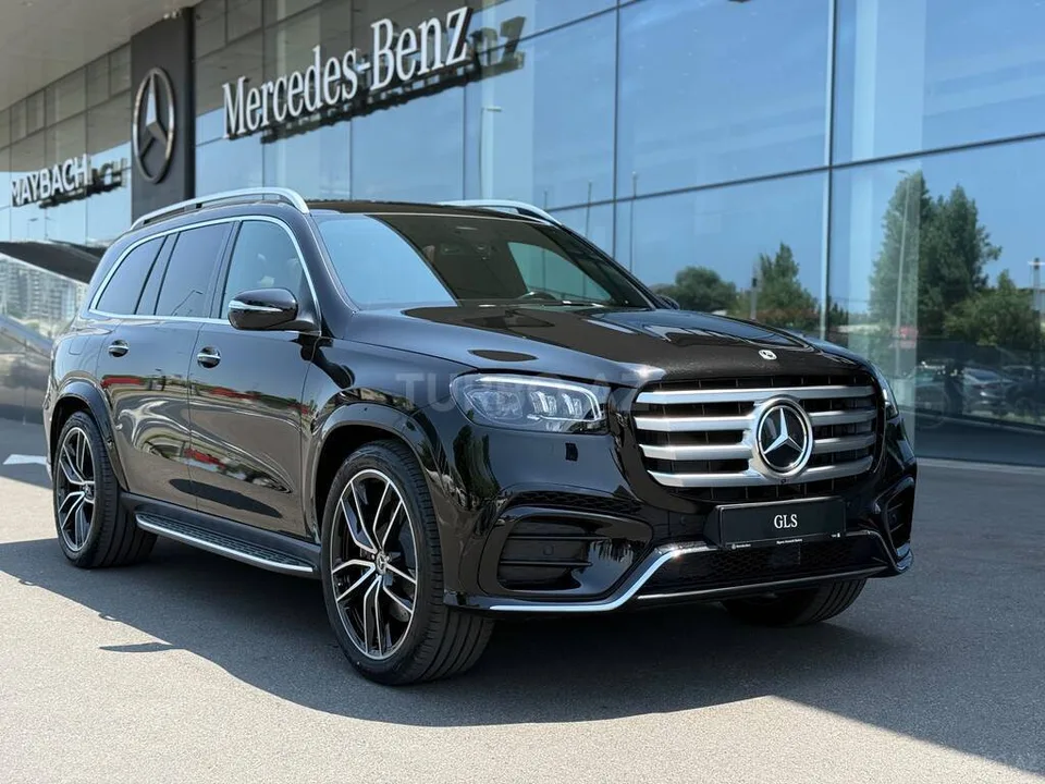 Mercedes GLS 450 4MATIC — foto 1/4