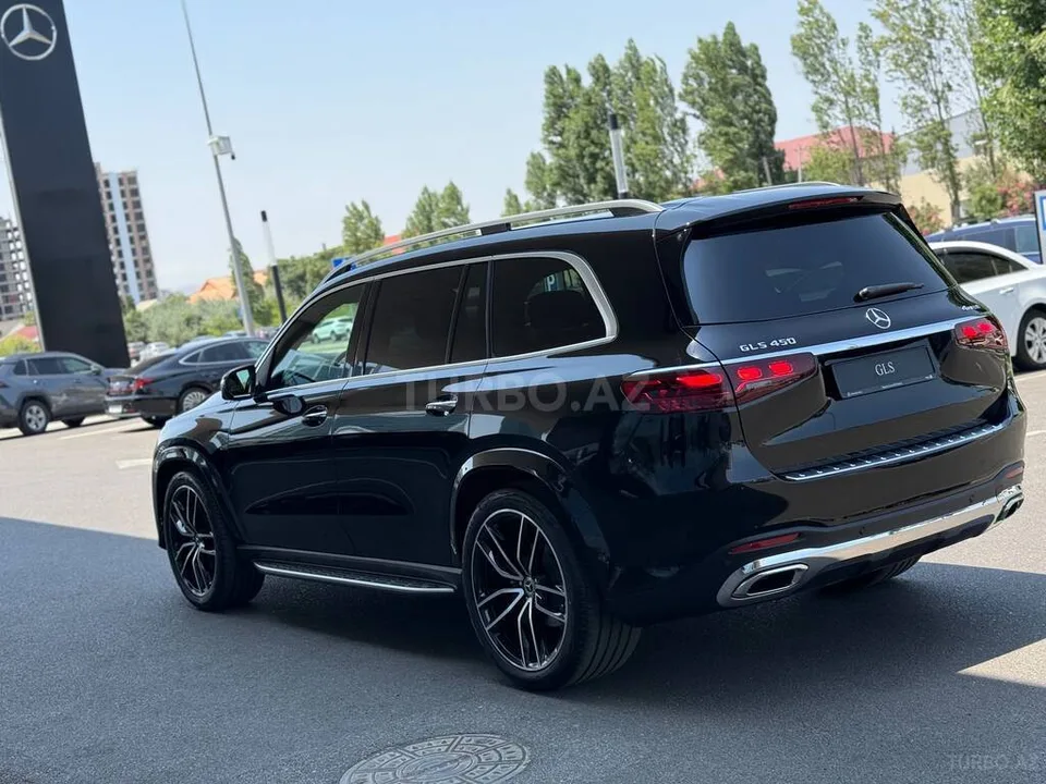 Mercedes GLS 450 4MATIC — foto 2/4