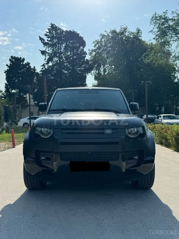 Land Rover Defender — foto 1/4