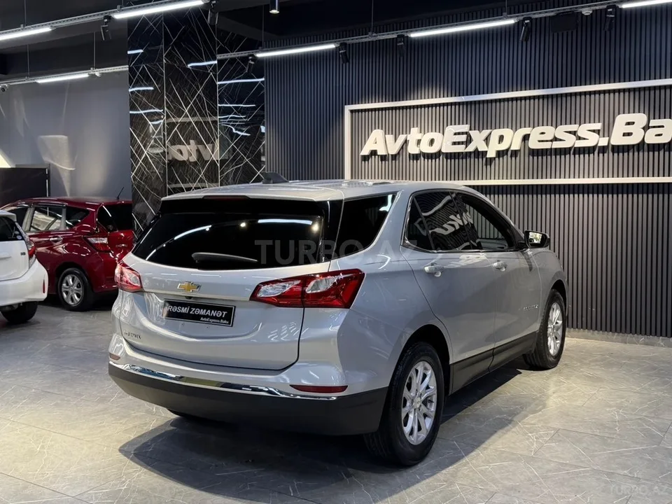 Chevrolet Equinox — foto 2/4