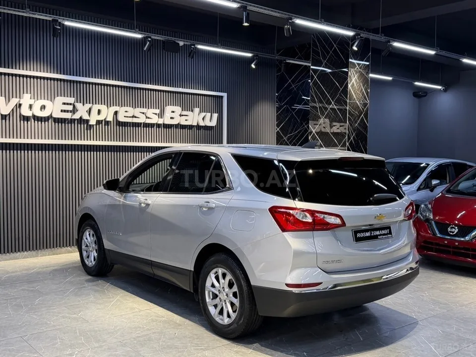 Chevrolet Equinox — foto 3/4