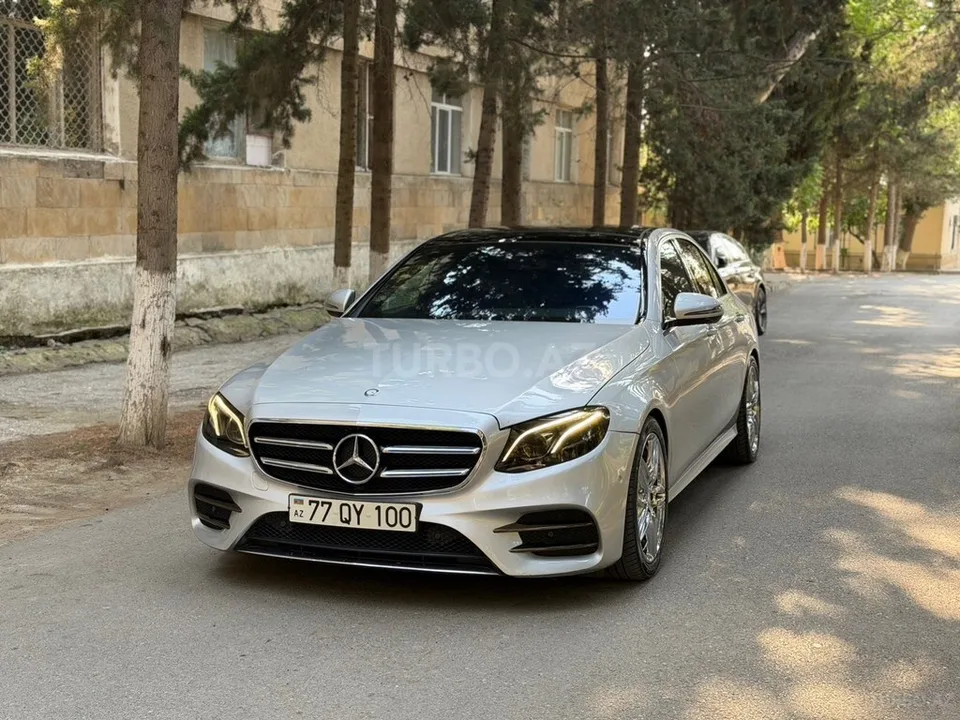 Mercedes E 300 — foto 2/4
