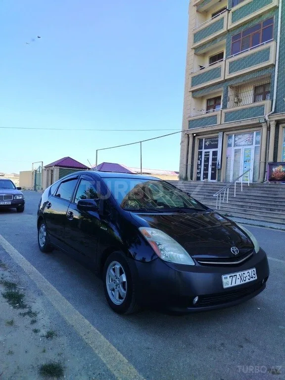 Toyota Prius — foto 2/4
