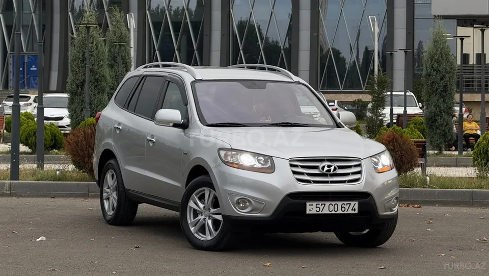 Hyundai Santa Fe — foto 2/4