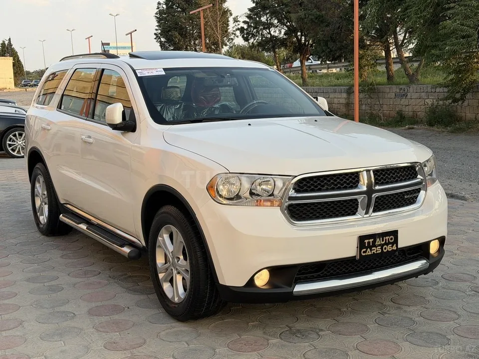 Dodge Durango — foto 4/4