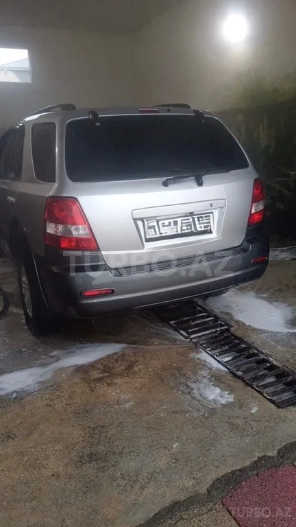 Kia Sorento — фото 2/4