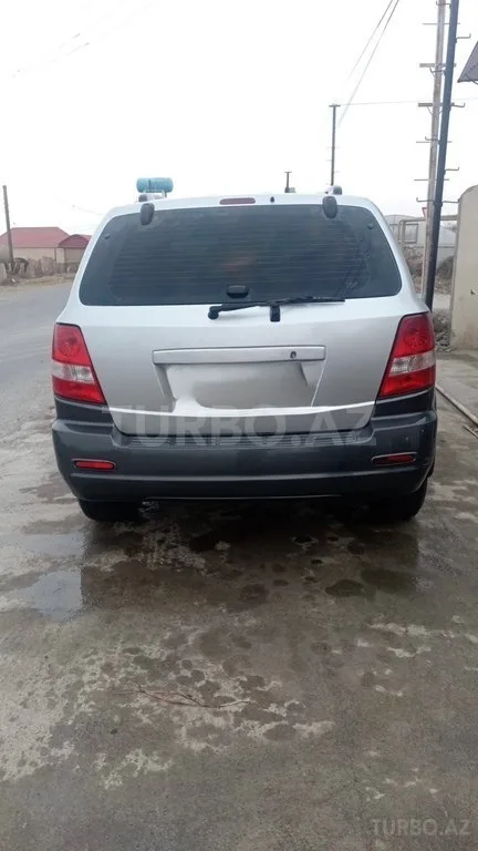 Kia Sorento — фото 4/4
