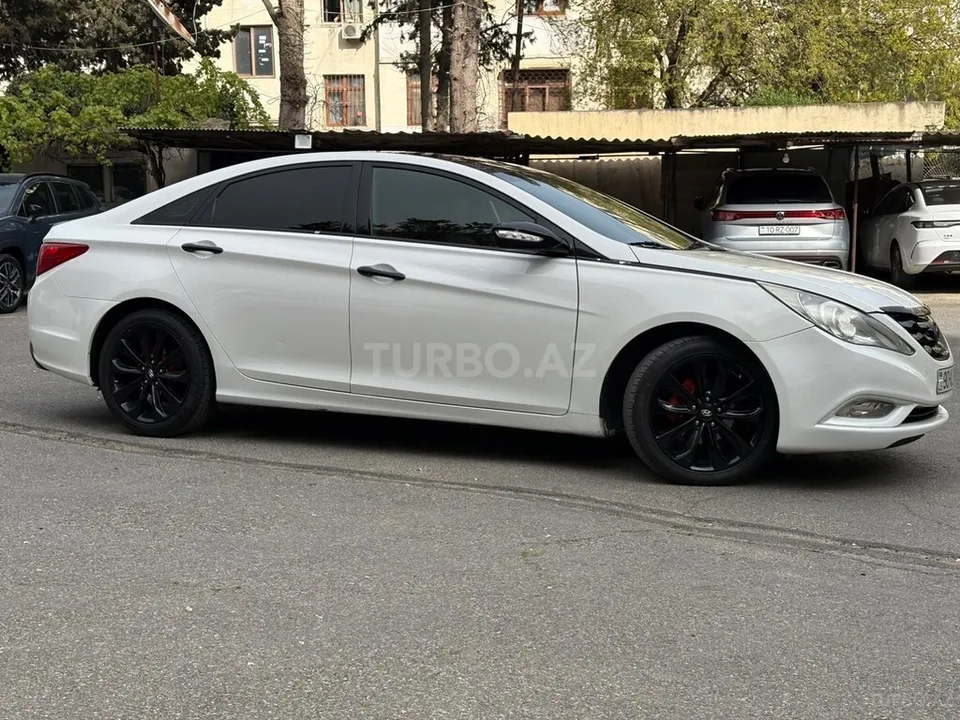 Hyundai Sonata — foto 4/4