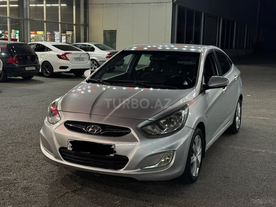 Hyundai Accent — foto 4/4