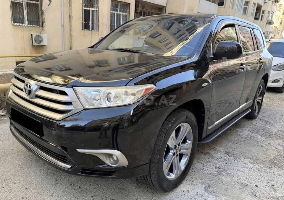 Toyota Highlander — foto 4/4