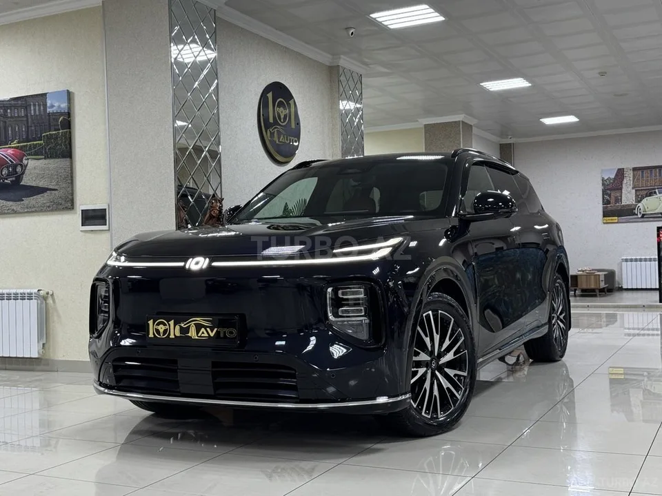 Changan Qiyuan Q07 — foto 3/4