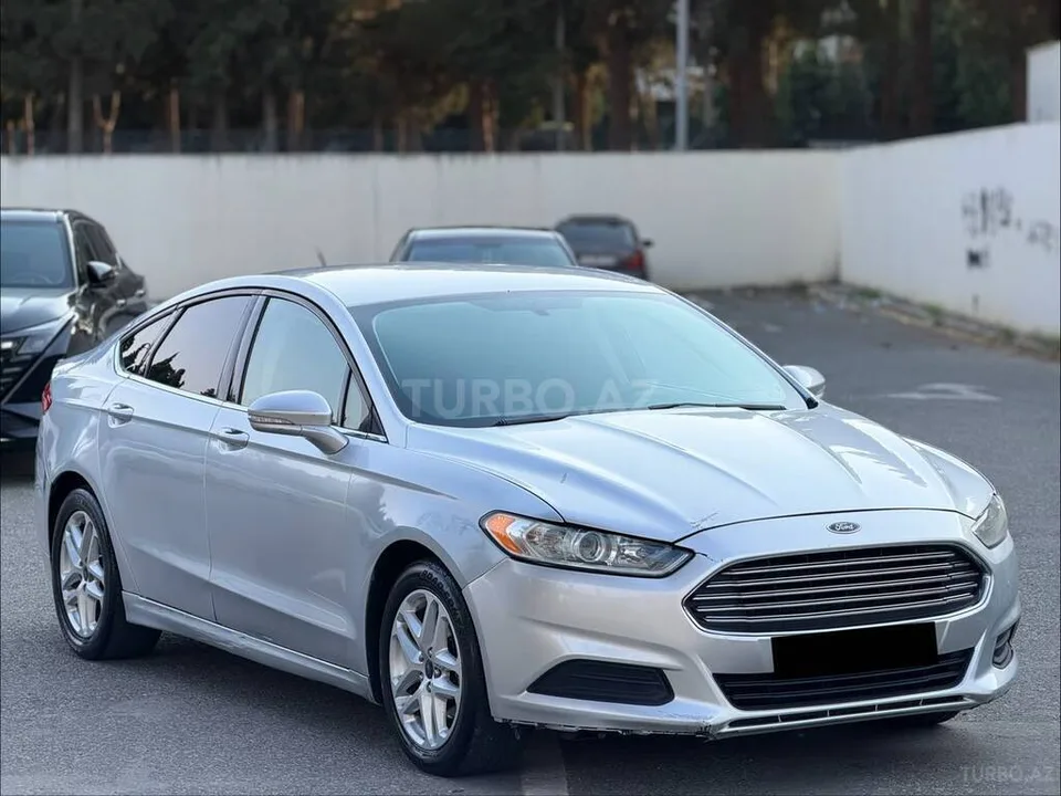 Ford Fusion (North America) — foto 2/4