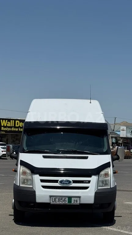 Ford Transit — foto 4/4