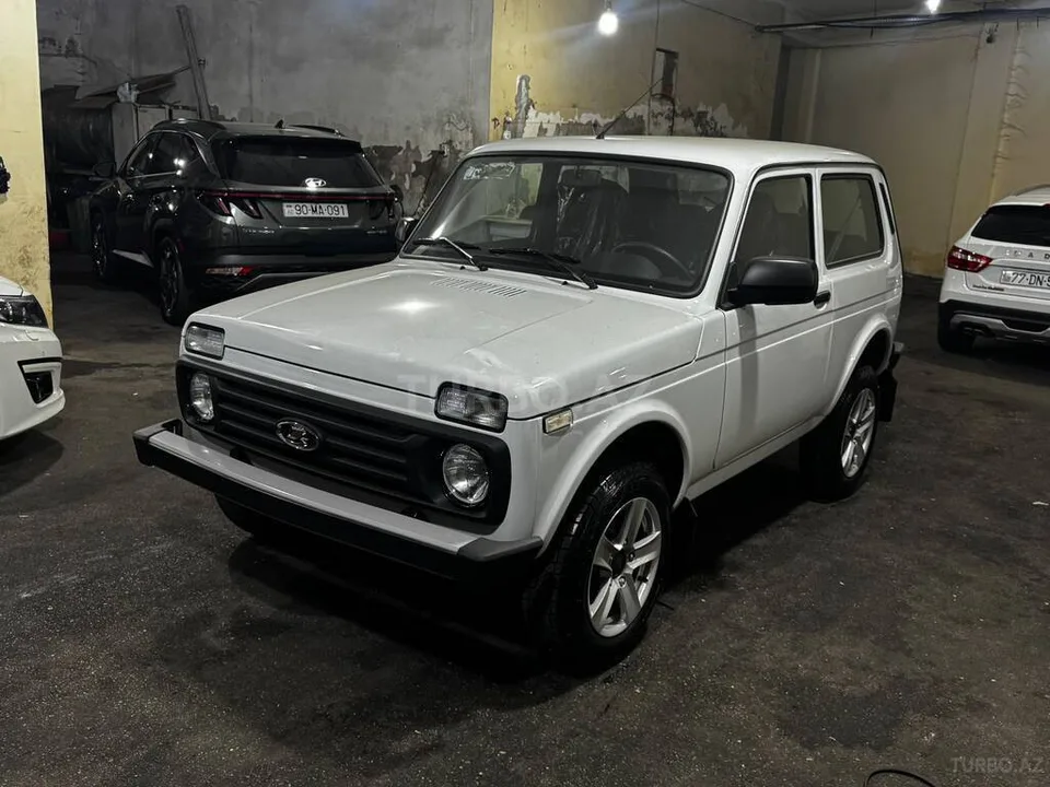 LADA (VAZ) Niva — foto 3/4
