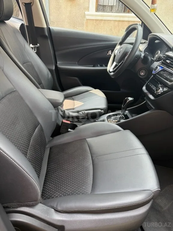 Changan Alsvin — foto 3/4