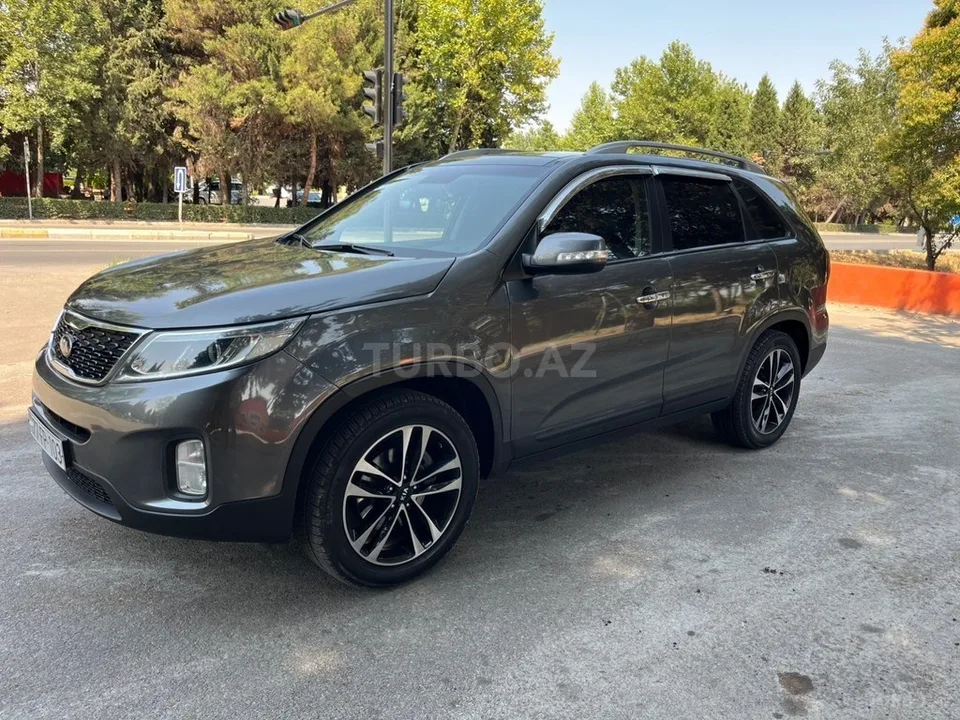 Kia Sorento — foto 4/4
