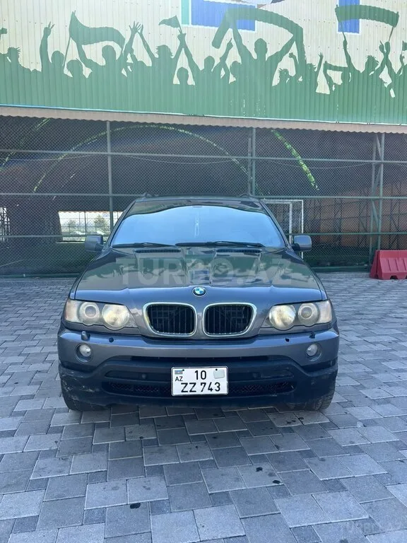 BMW X5 — foto 1/4
